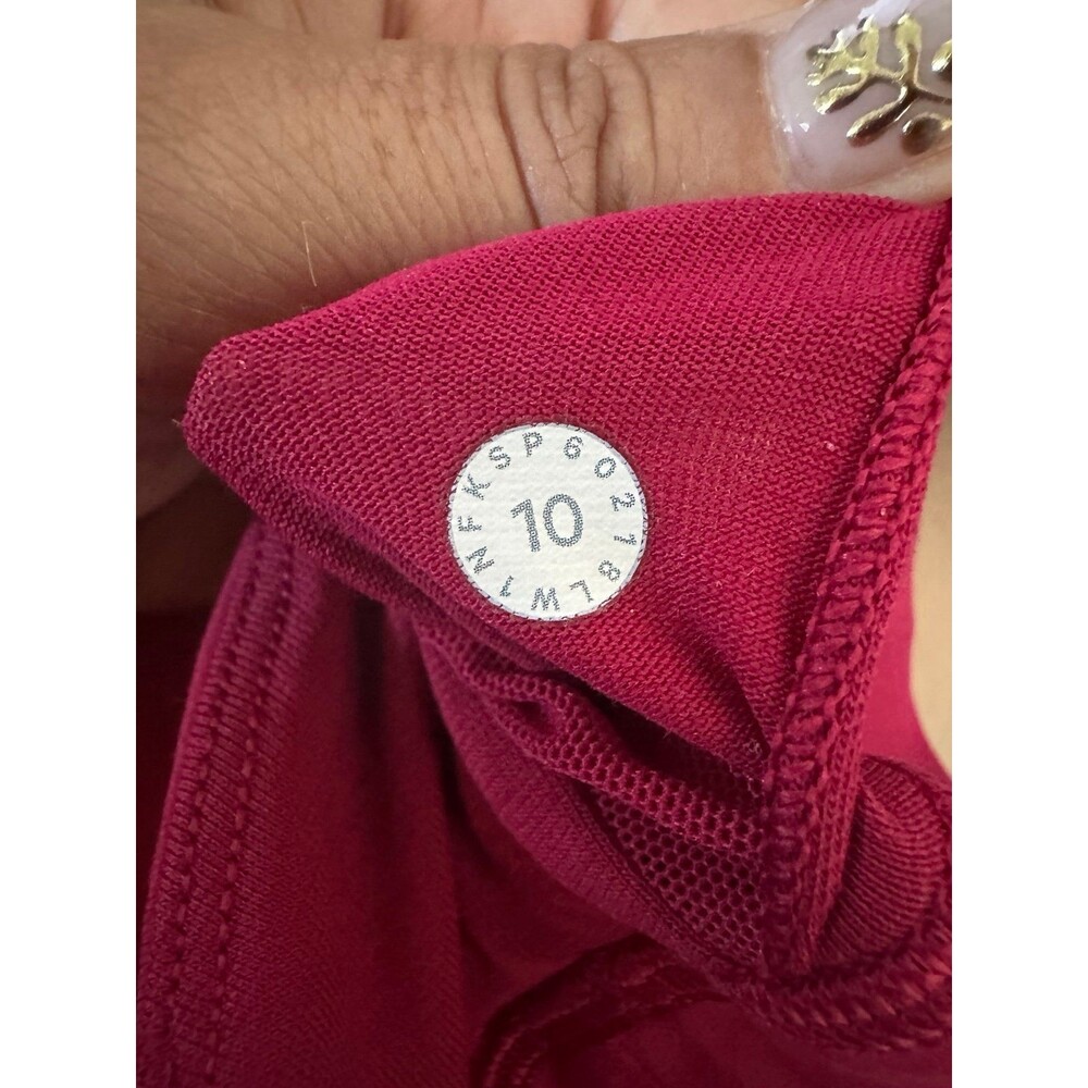 Lululemon Twist & Toil Heathered Ruby Red Sweat Wicking Sports Bra Tank Top 10 - Picture 8 of 8